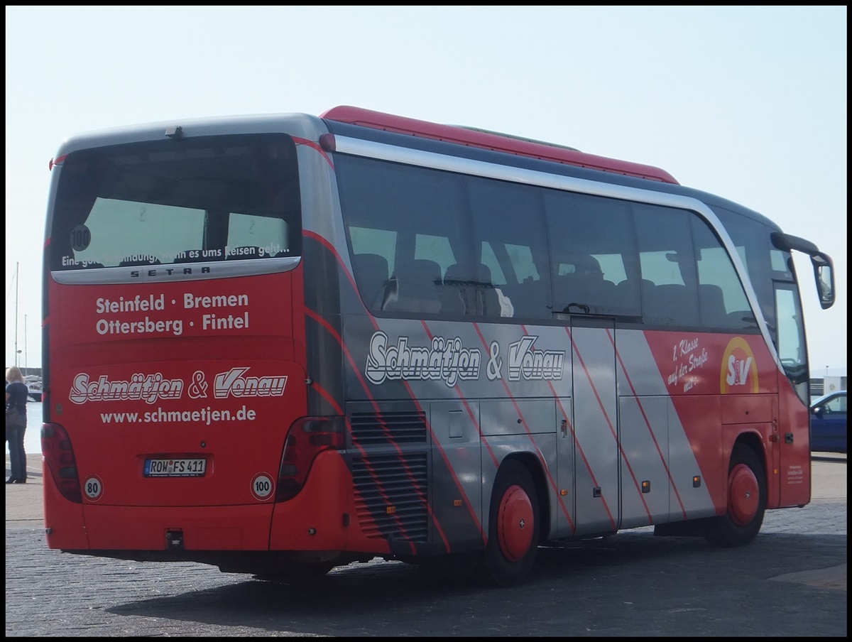 Setra 411 HD von Schmtjen & Vonau aus Deutschland im Stadthafen Sassnitz.