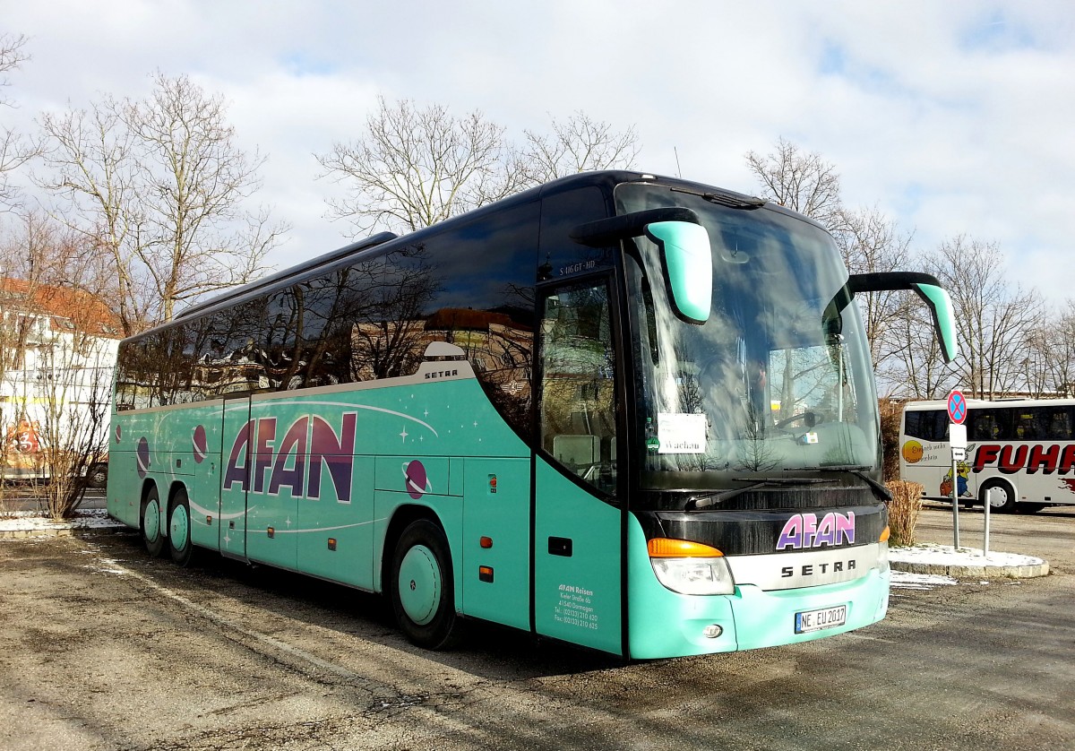 Setra 415 GT-HD von AFAN Reisen aus der BRD am 30.12.2014 in Krems.