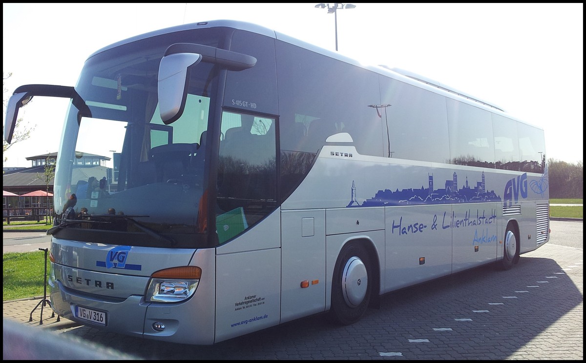 Setra 415 GT-HD der Anklamer Verkehrsgesellschaft bei der Raststtte Fuchsberg.