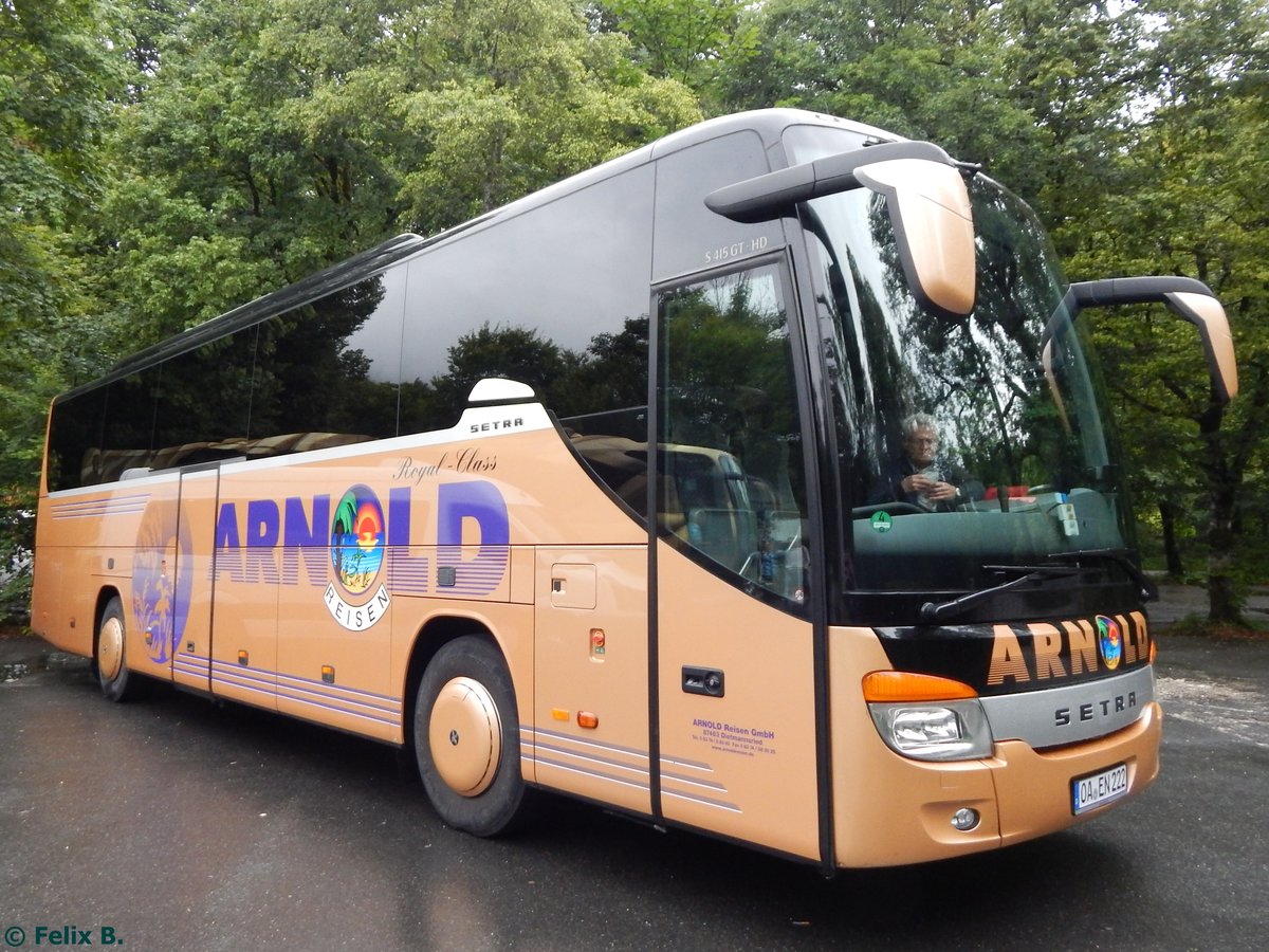 Setra 415 GT-HD von Arnold aus Deutschland beim Schloss Linderhof.