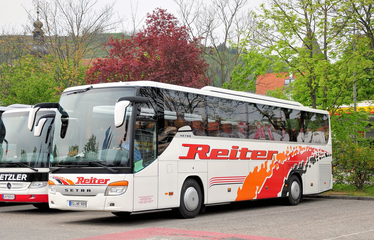 Setra 415 GT-HD con Reiter Reisen aus der BRD in Krems gesehen.