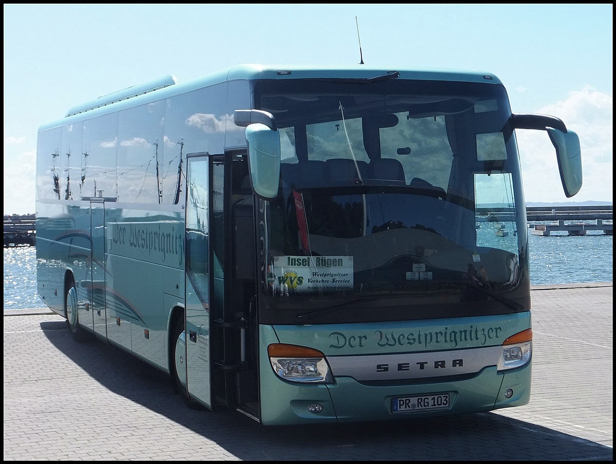 Setra 415 GT-HD von Der Westprignitzer aus Deutschland im Stadthafen Sassnitz.