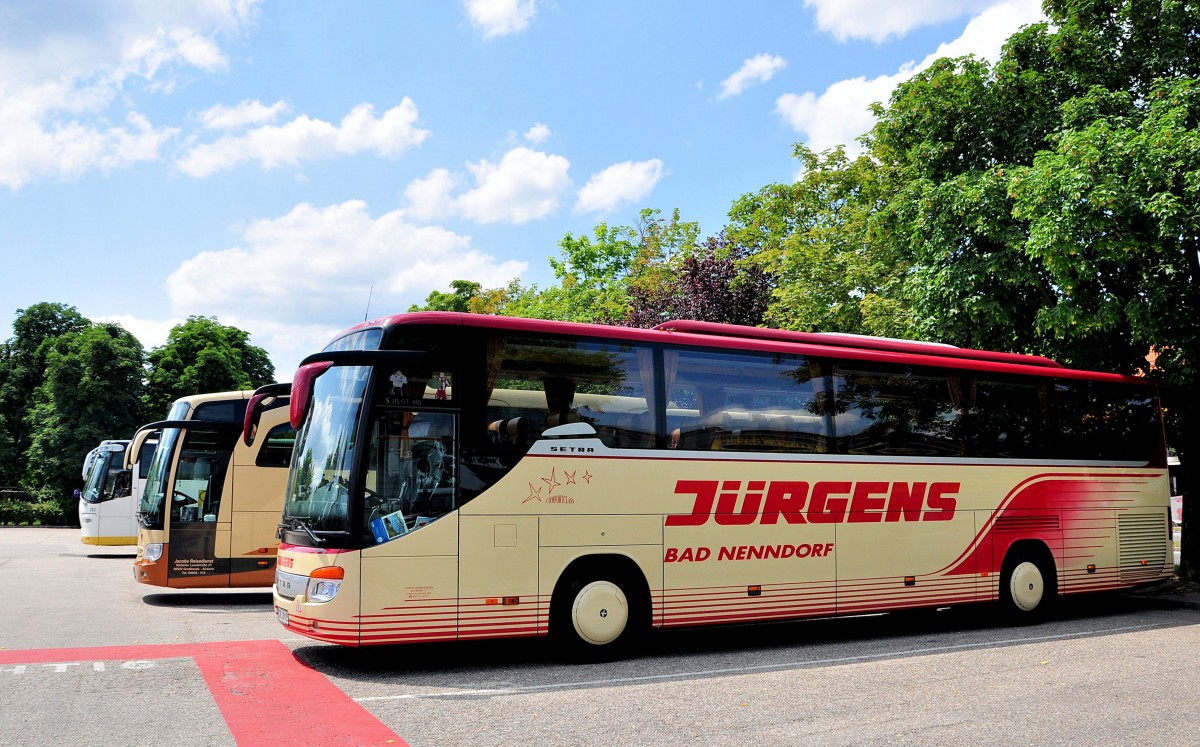 SETRA 415 GT-HD von JRGENS aus der BRD am 22.6.2013 in Krems.