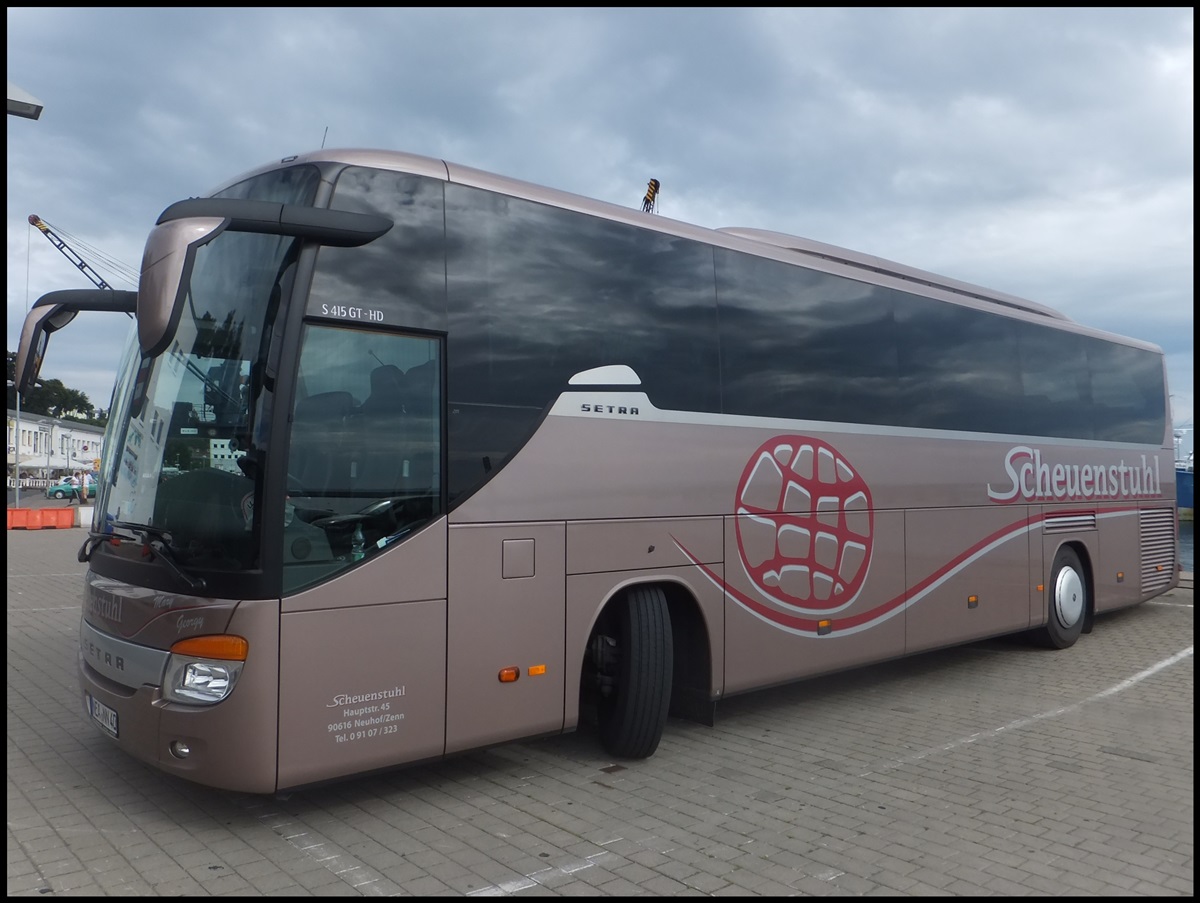 Setra 415 GT-HD von Scheuenstuhl aus Deutschland im Stadthafen Sassnitz.