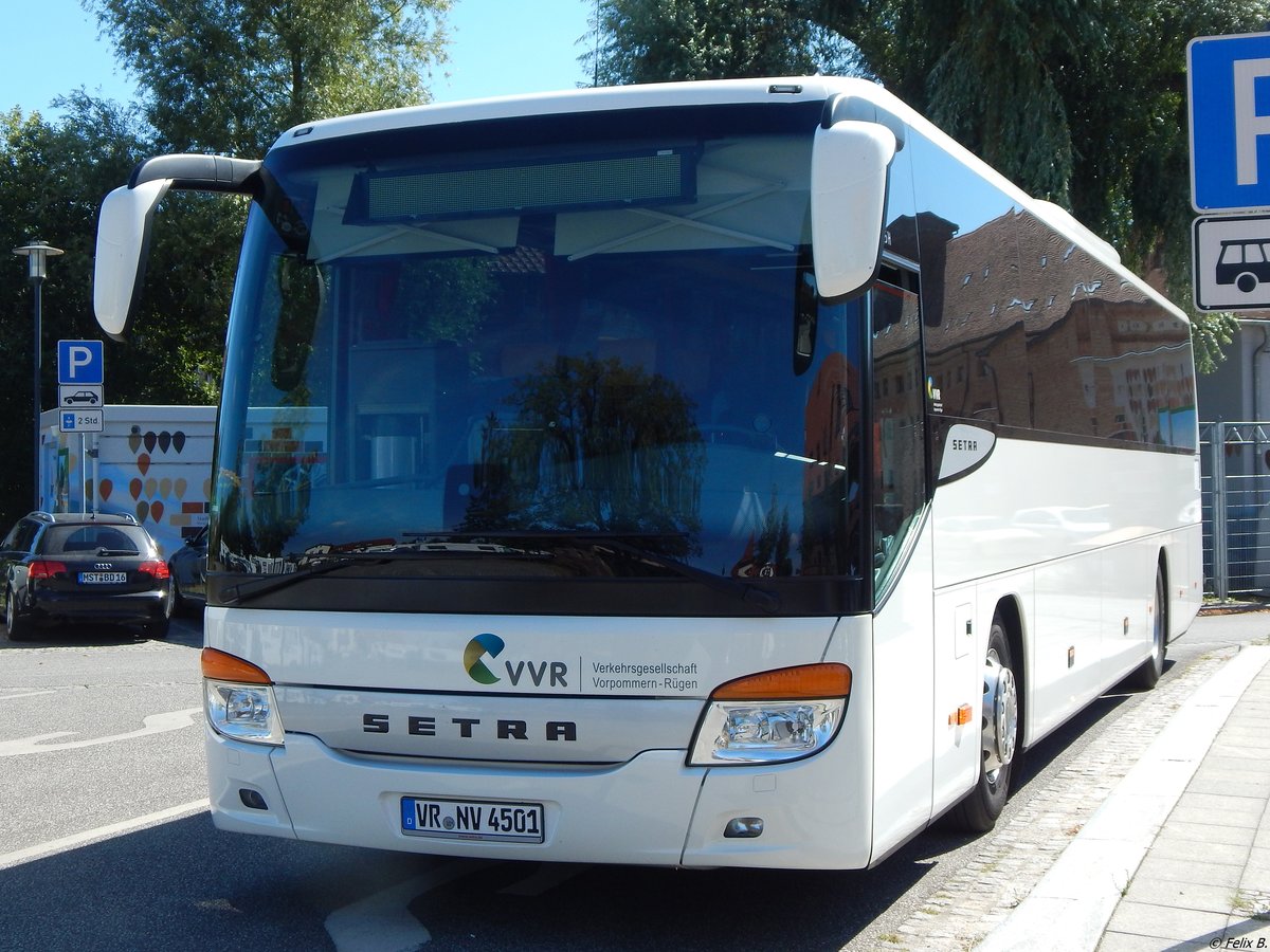 Setra 415 H der VVR in Neustrelitz.