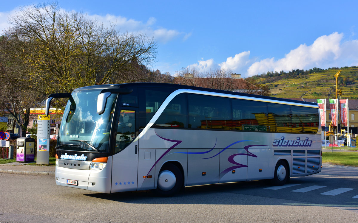 Setra 415 HD von Siencnik Reisen aus sterreich in Krems.