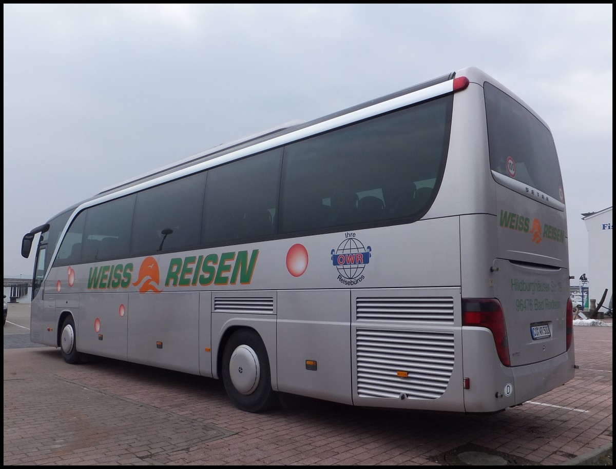 Setra 415 HD von Weiss Reisen aus Deutschland im Stadthafen Sassnitz.