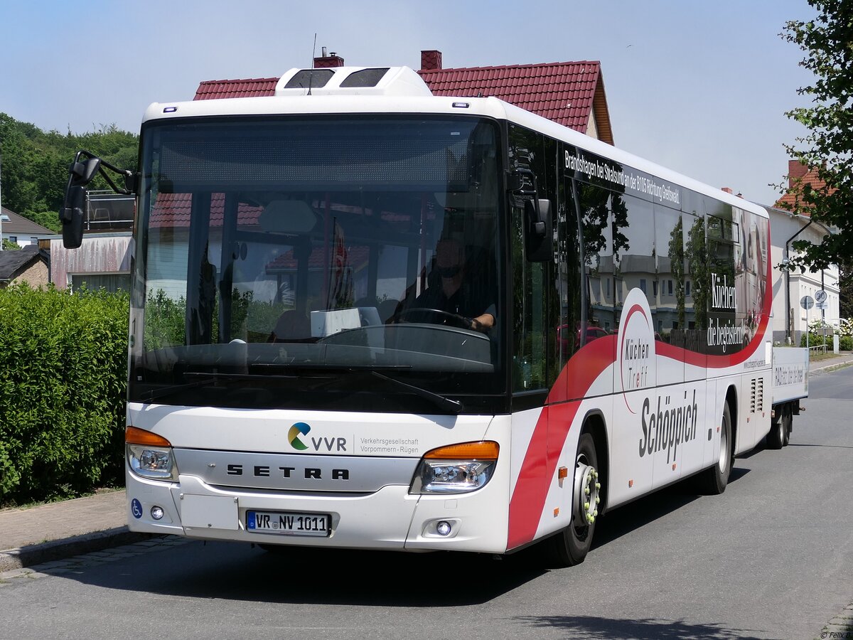 Setra 415 LE Business mit Anhänger der VVR in Sassnitz.