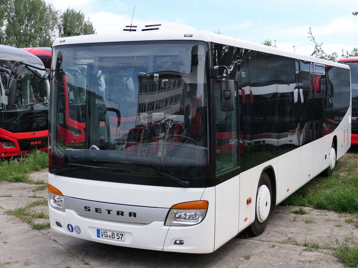 Setra 415 LE Business von URB aus Deutschland (ex Fecht - SIG-GF 900) in Ueckermünde. 