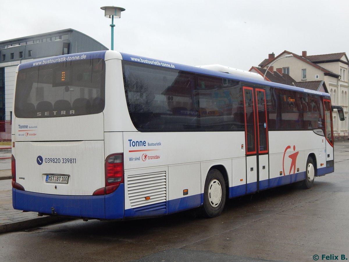 Setra 415 UL von Tonne aus Deutschland in Neubrandenburg.