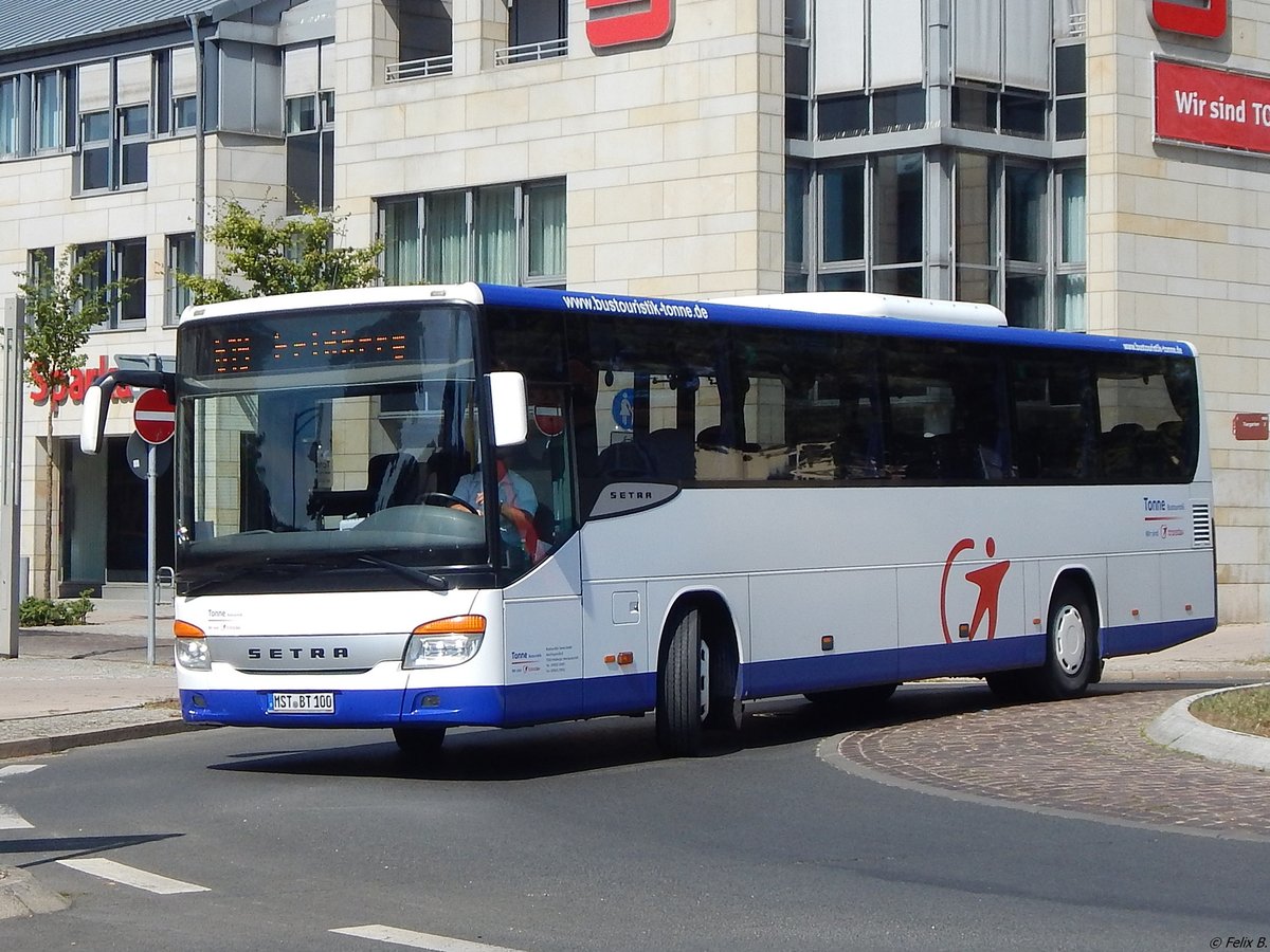 Setra 415 UL von Tonne aus Deutschland in Neustrelitz.