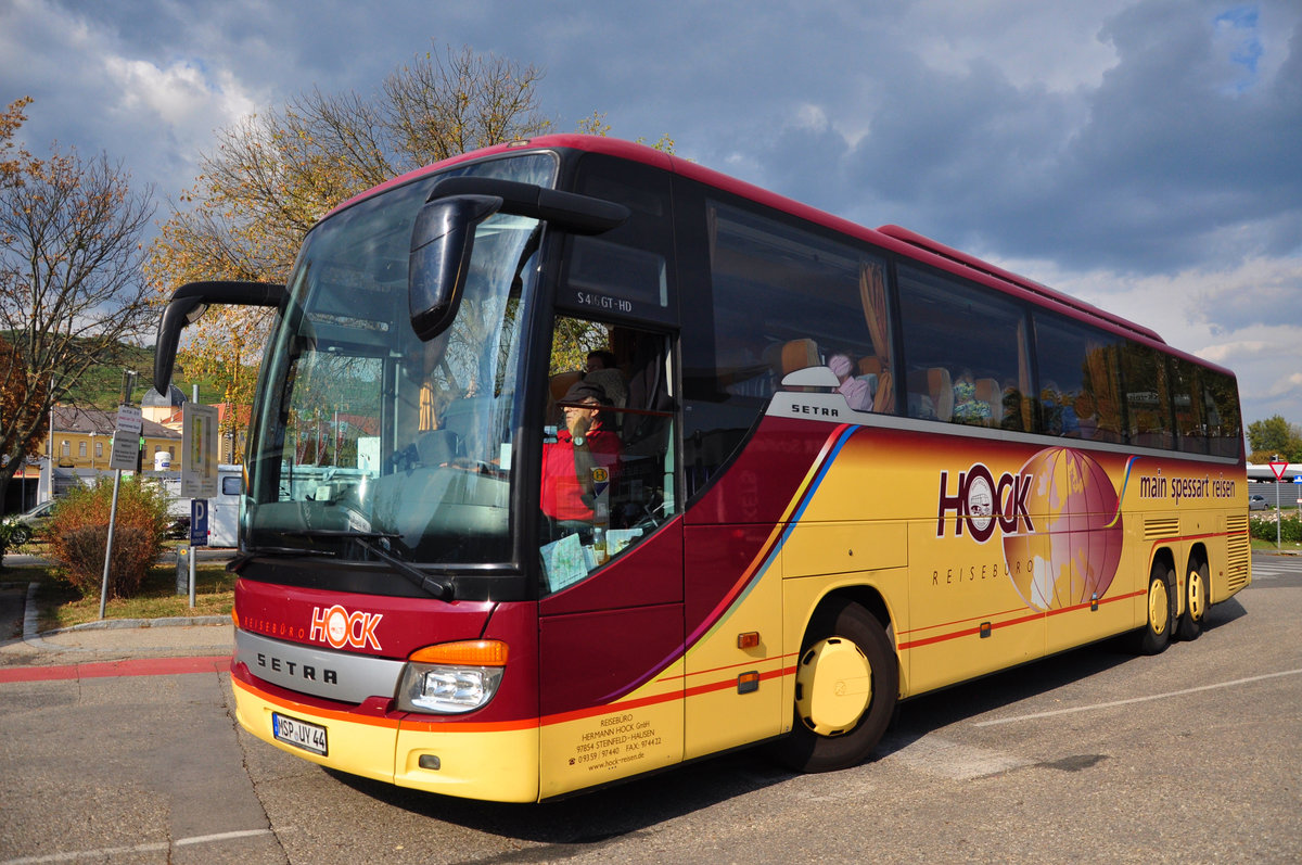 Setra 416 GT-HD von Hock Reisen aus der BRD in Krems.