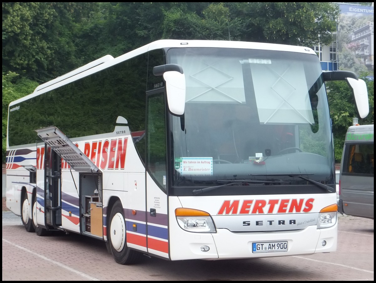 Setra 416 GT-HD von Mertens-Reisen aus Deutschland im Stadthafen Sassnitz.