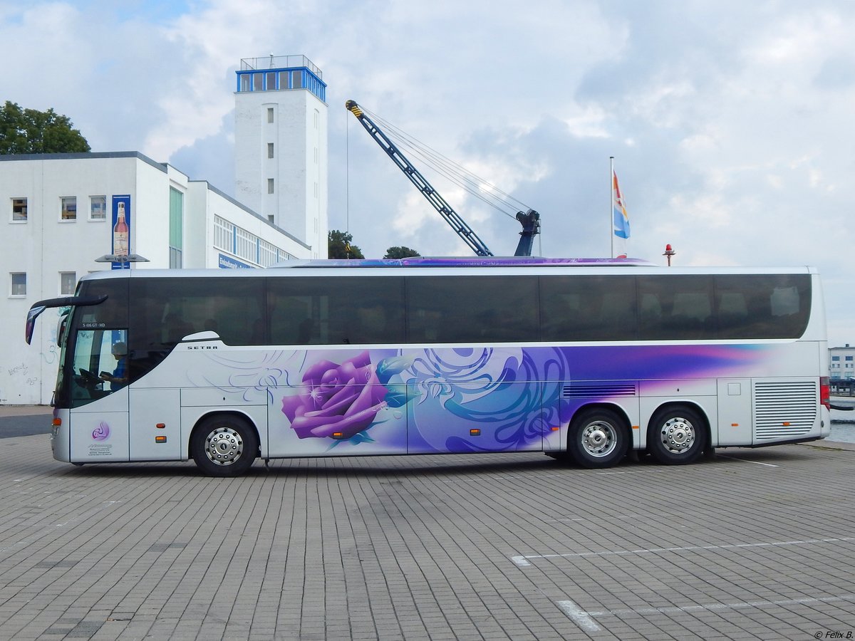 Setra 416 GT-HD von Mückenhausen (ex Obermaier) aus Deutschland im Stadthafen Sassnitz.