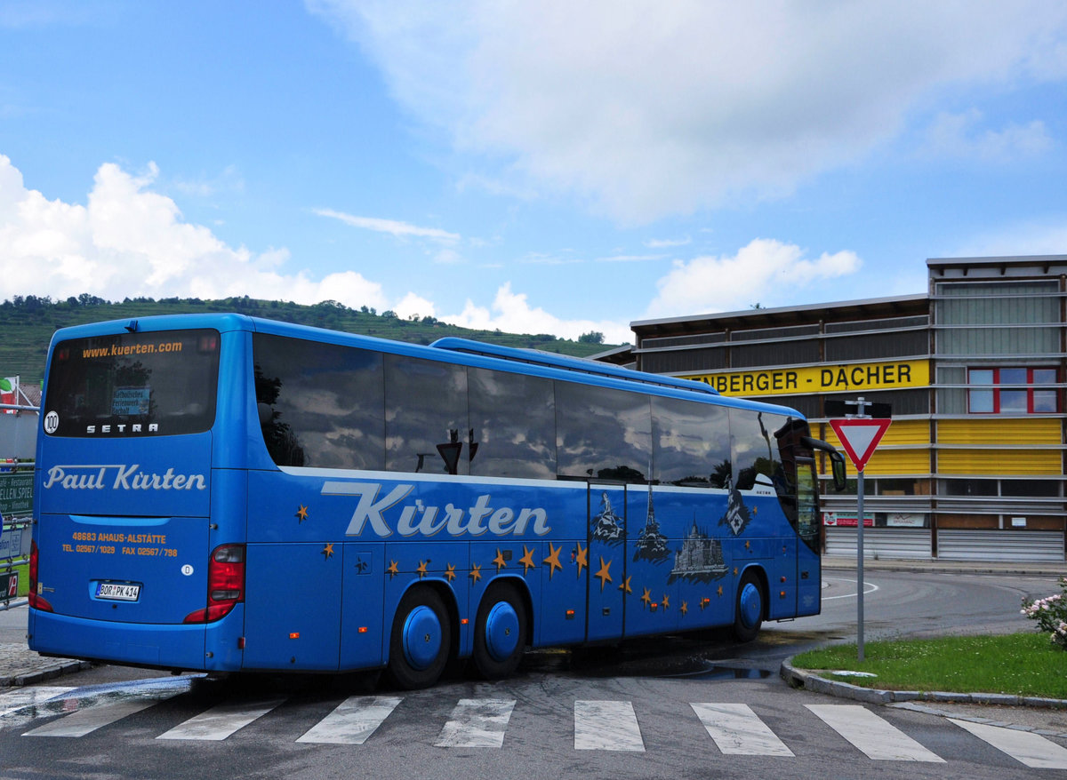 Setra 416 GT-HD von Paul KRTEN Reisen aus der BRD in Krems gesehen.