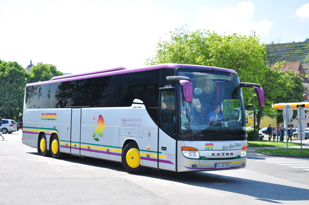 Setra 416 GT-HD von R.Weber Reisen aus der BRD in Krems gesehen. 