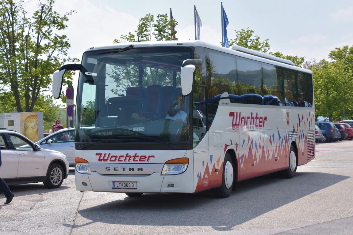 Setra 416 GT-HD von WACHTER Reisen aus Niedersterreich in Krems.