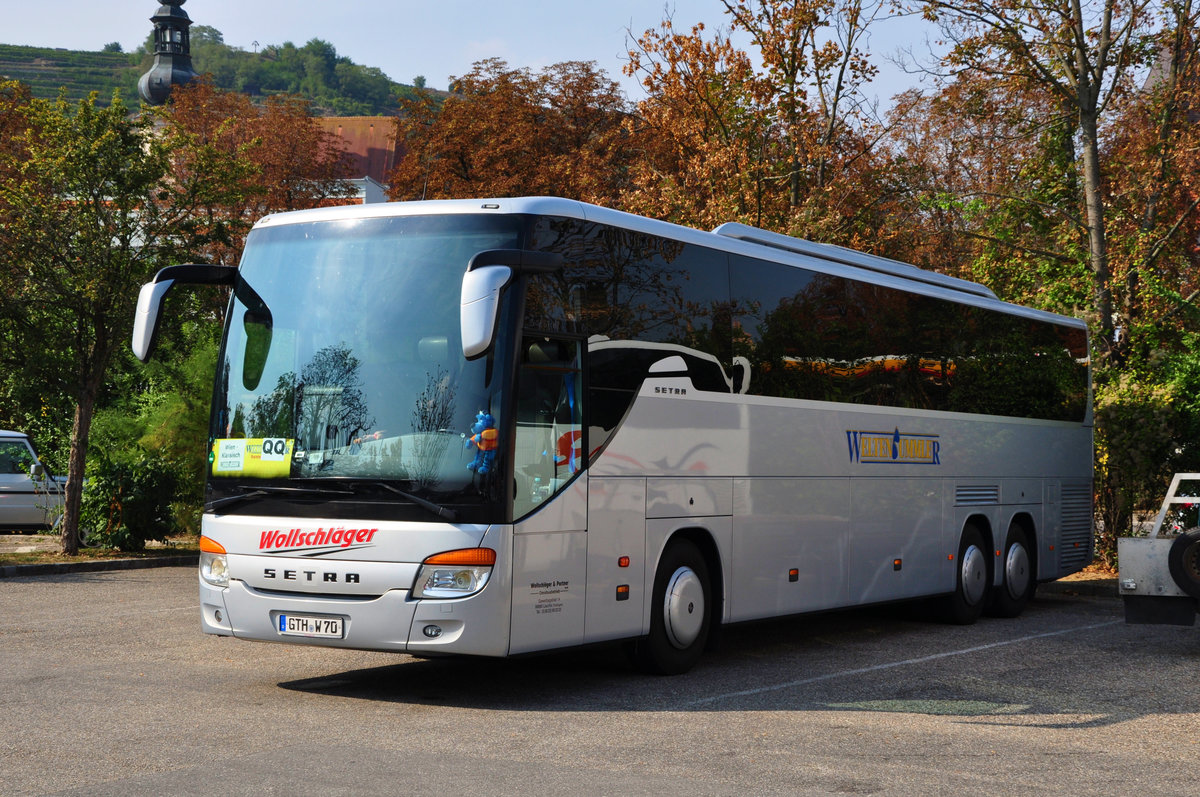 Setra 416 GT-HD von Wollschlger Reisen aus der BRD in Krems.