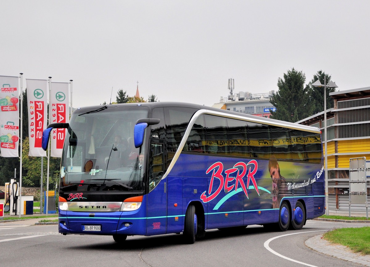 Setra 416 HDH von Berr Reisen aus der BRD am 4.10.2014 in Krems.