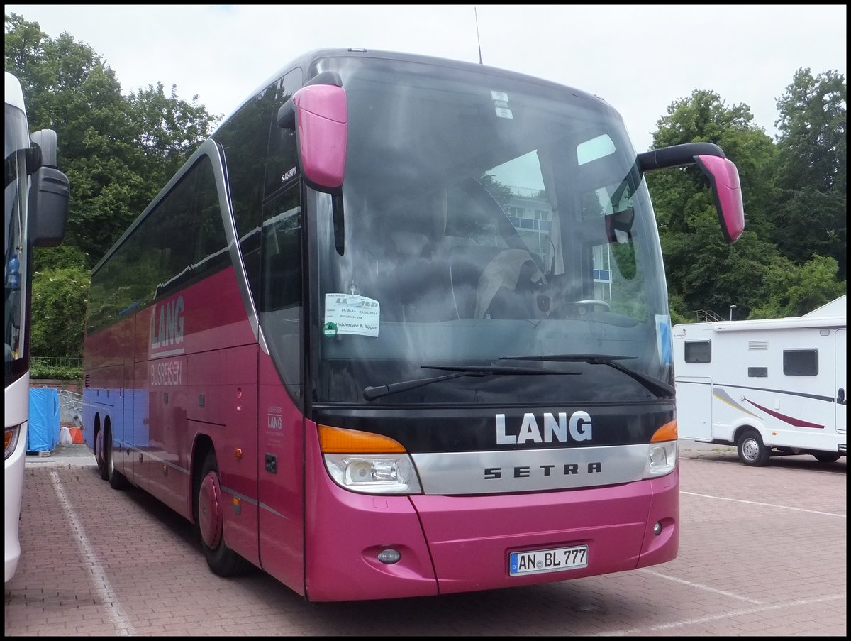 Setra 416 HDH von Busreisen Lang aus Deutschland im Stadthafen Sassnitz.