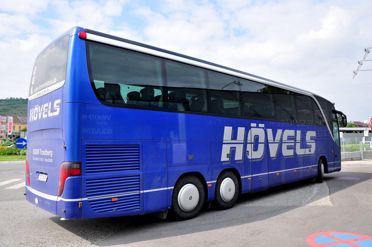 SETRA 416 HDH von HVELS / BRD am 25.5.2013 in Krems.