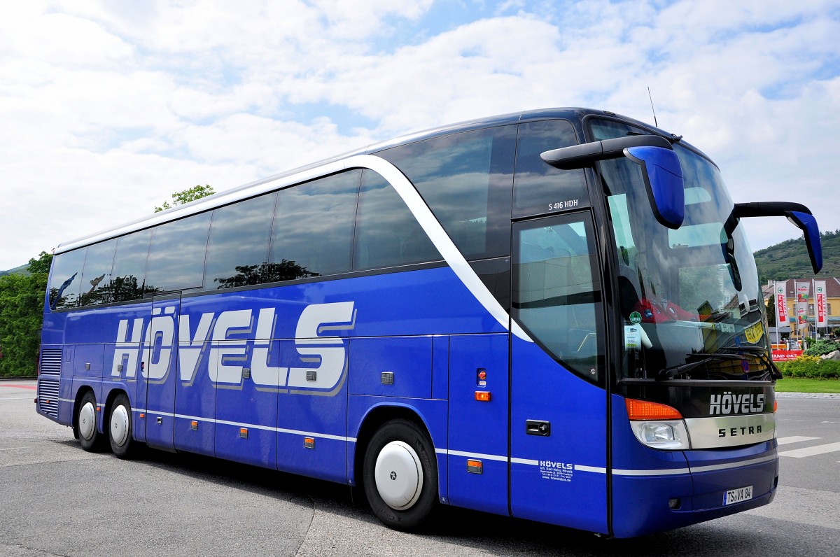 SETRA 416 HDH von HVELS / BRD am 25.5.2013 in Krems.