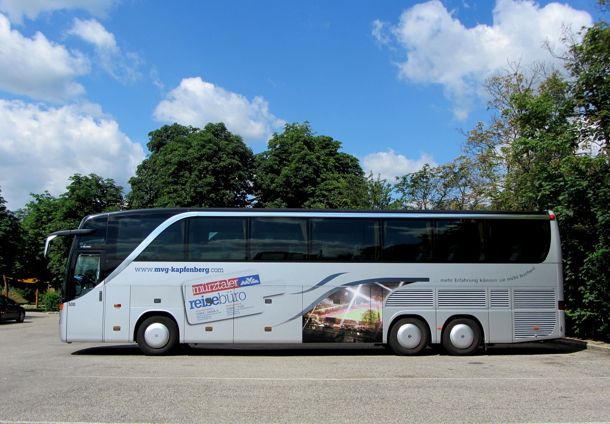 Setra 416 HDH von MVG Kapfenberg/sterreich,im Juni 2015 in Krems gesehen.