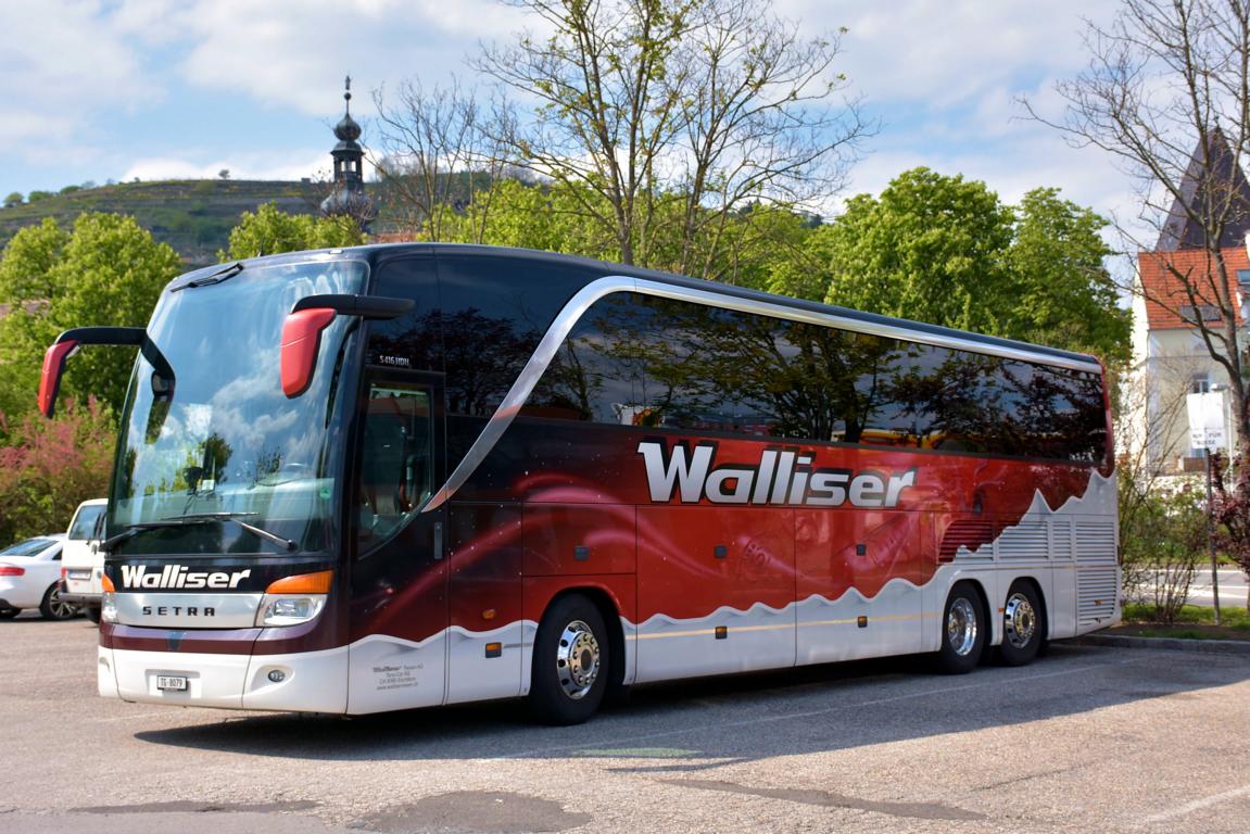 Setra 416 HDH von WALLISER Reisen aus der CH in Krems.