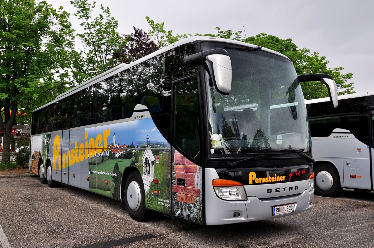 Setra 417 GT-HD von Pernsteiner Reisen aus sterreich am 13. Mai 2014 in Krems.