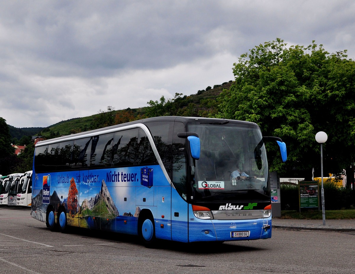 Setra 417 HDH von Albus aus sterreich im Juni 2015 in Krems.