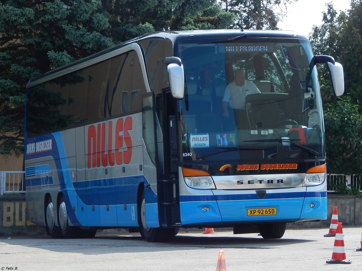 Setra 417 HDH von Jørns Busrejser aus Dänemark in Sassnitz.