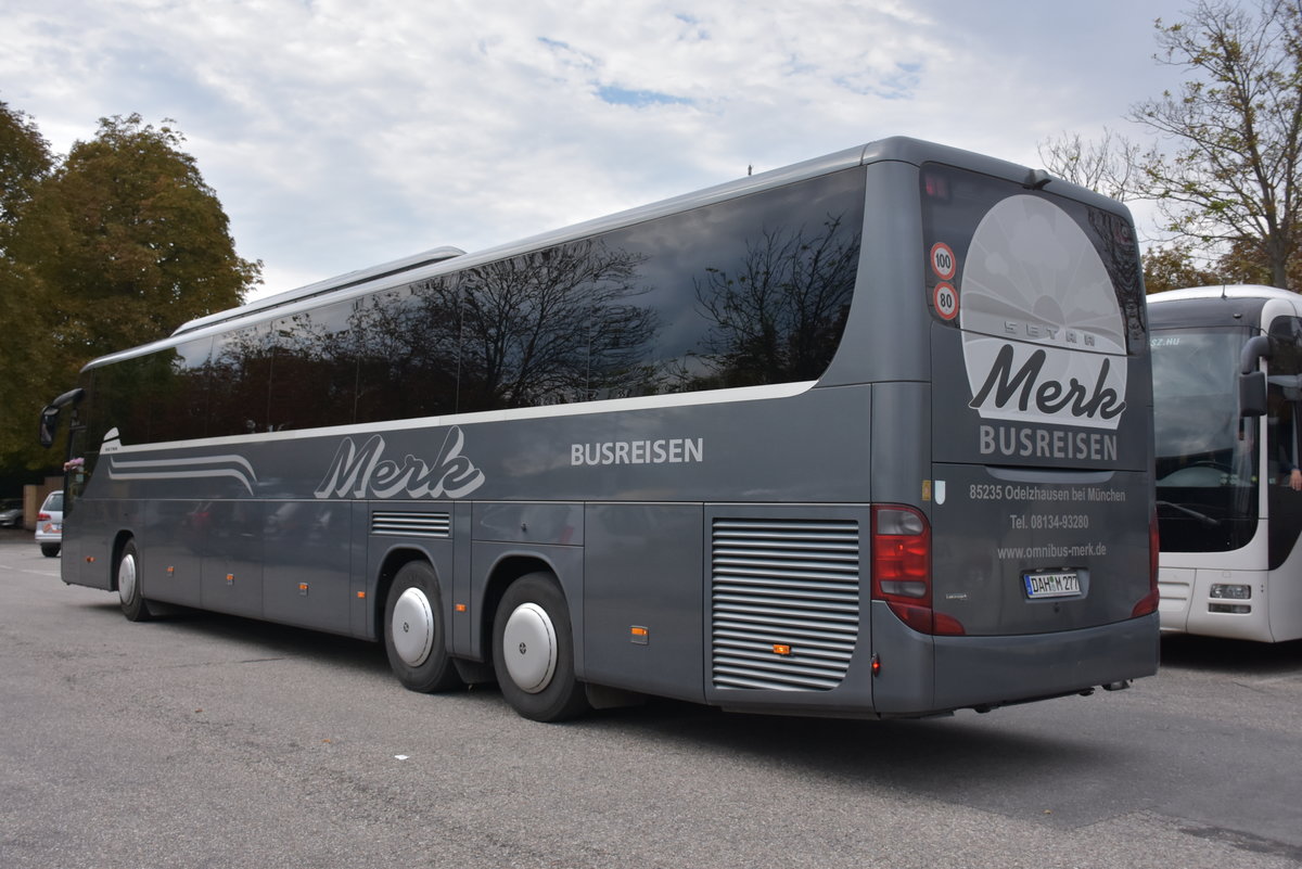 Setra 419 GT-HD von Merck Reisen aus der BRD 09/2017 in Krems gesehen.