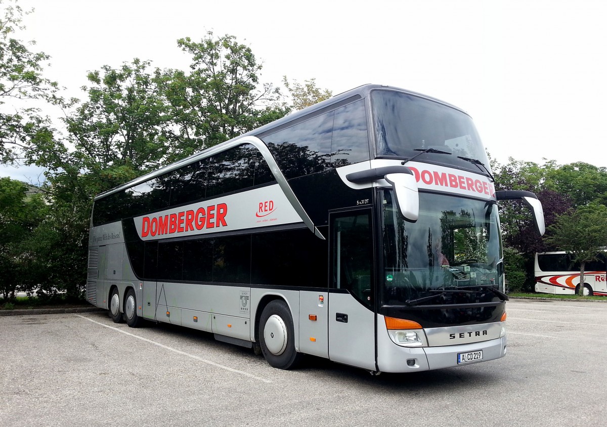 Setra 431 DT von Domberger Reisen aus der BRD am 30.Mai 2014 in Krems.