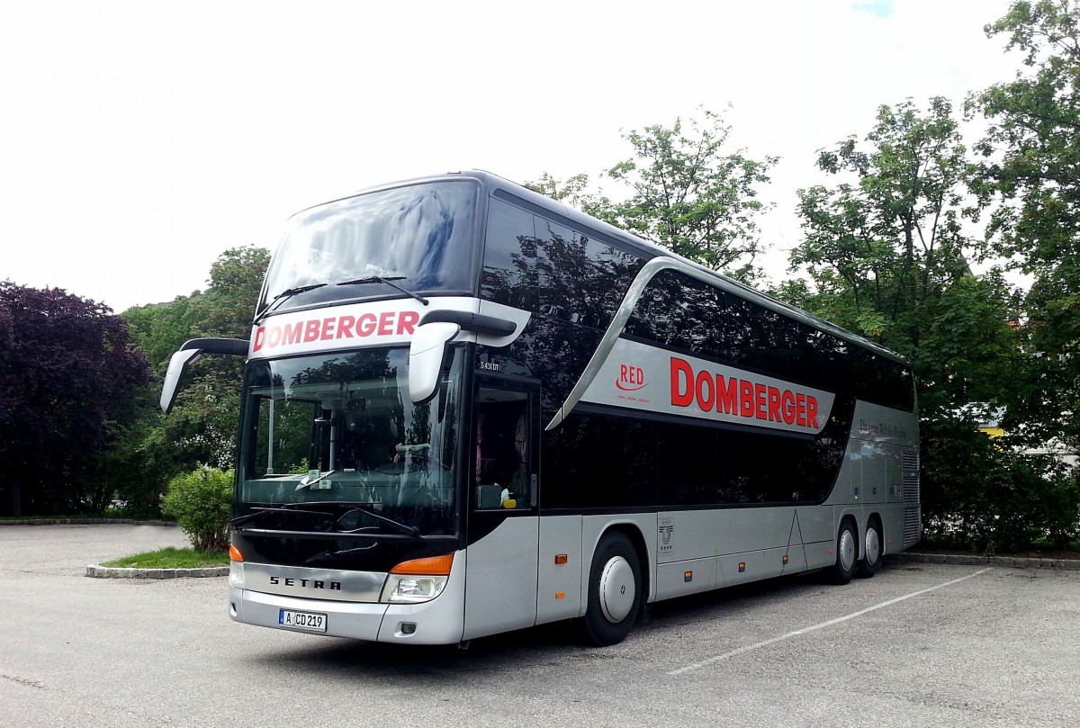 Setra 431 DT von Domberger Reisen aus der BRD am 30.Mai 2014 in Krems.