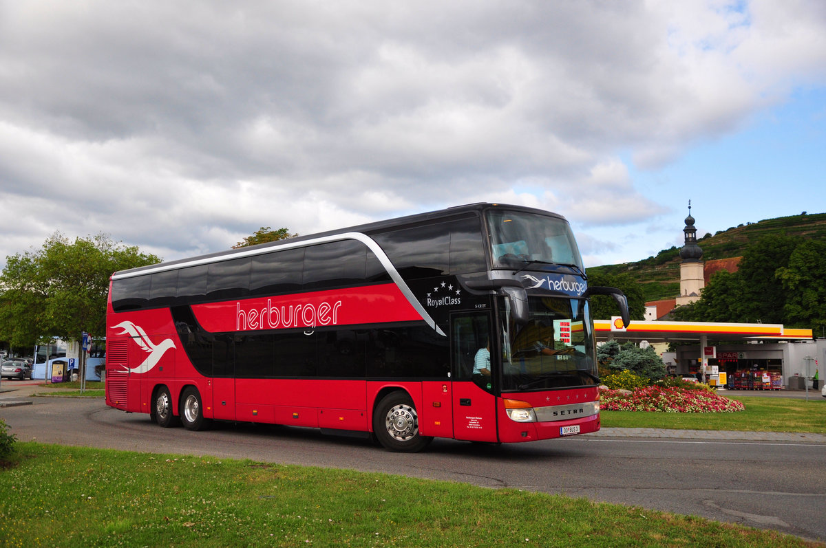 Setra 431 DT von Herburger Reisen aus sterreich in Krems gesehen.