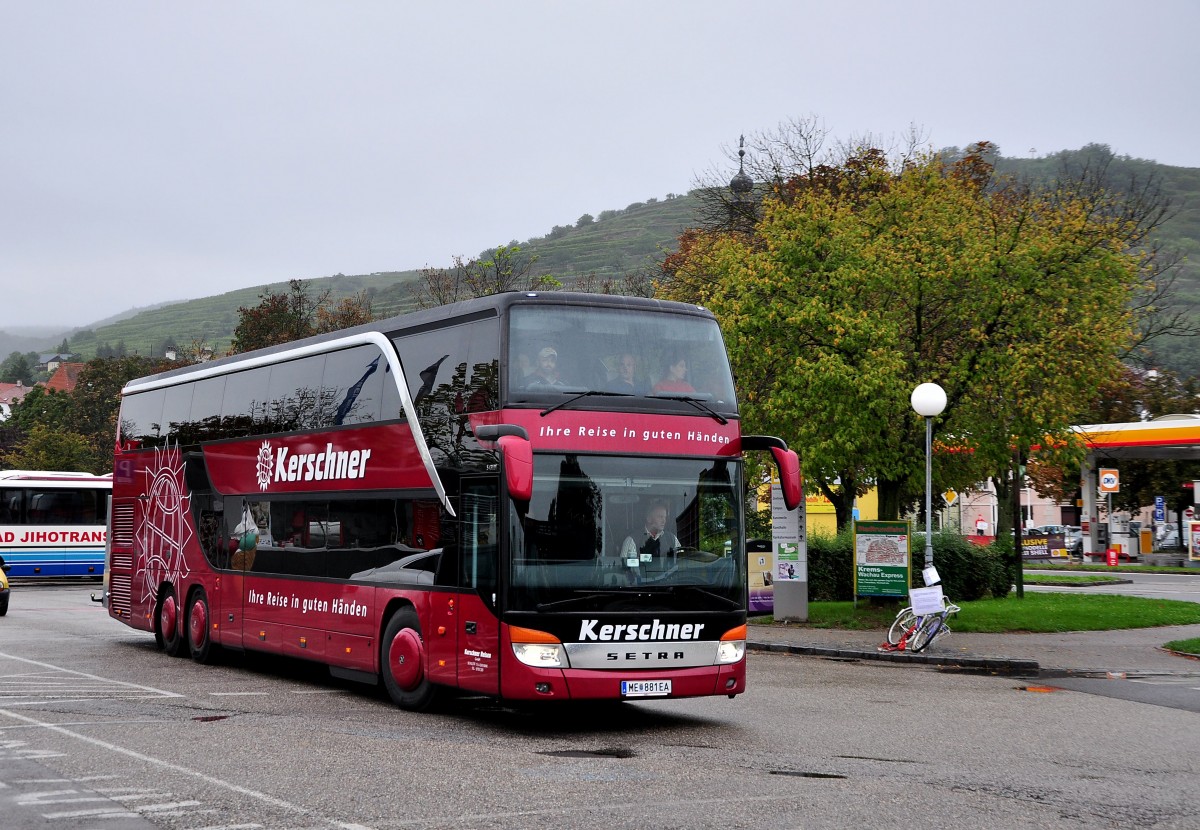 Setra 431 DT von Kerschner Reisen aus Niederösterreich am 13.9.2014 in Krems gesehen.