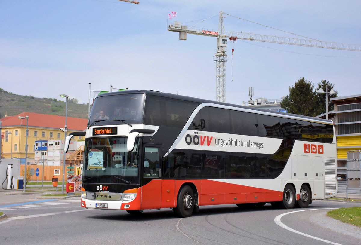 Setra 431 DT vom OVV (Obersterreichischer Verkehrsverbund)in Krems.