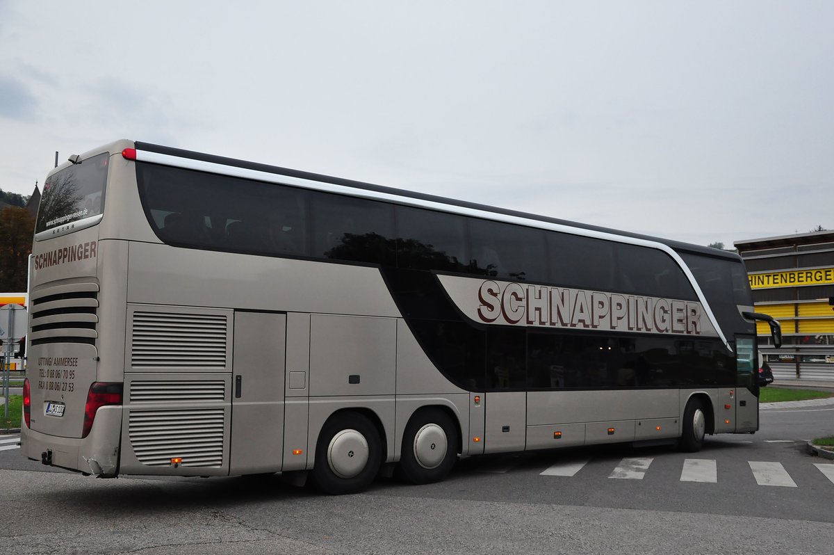 Setra 431 DT von Schnappinger Reisen aus der BRD in Krems gesehen.