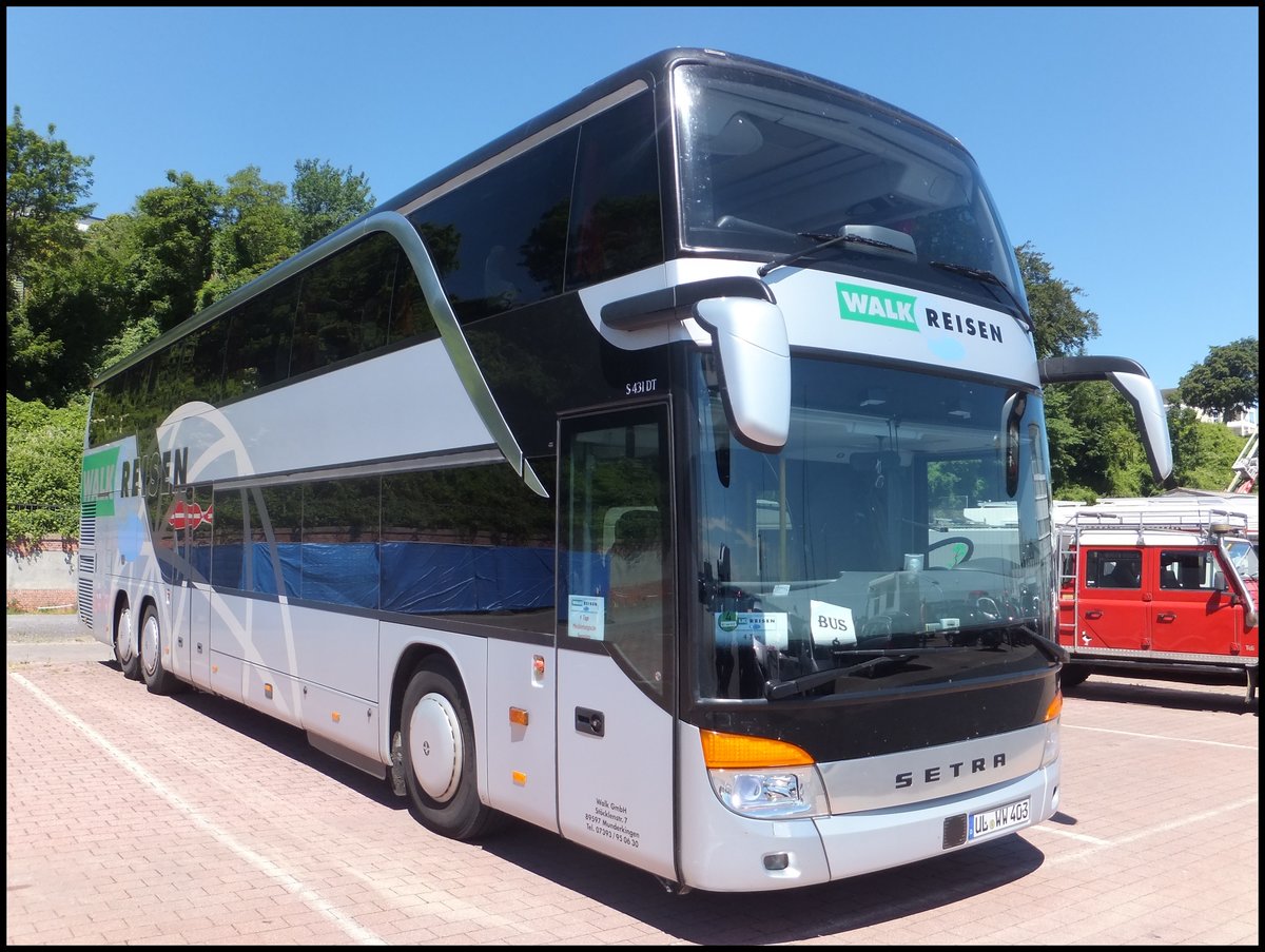 Setra 431 DT von Walk Reisen aus Deutschland im Stadthafen Sassnitz.