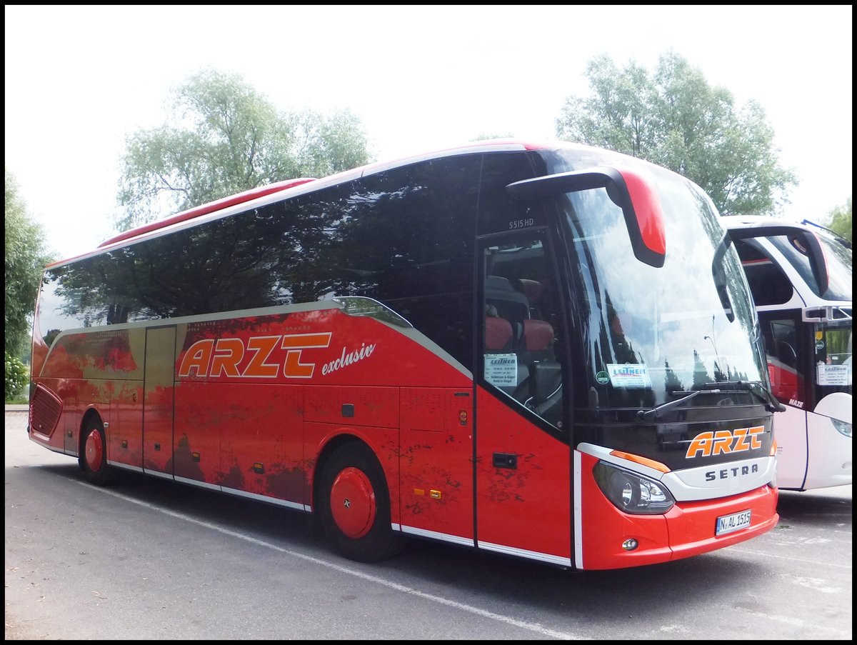 Setra 515 HD von Arzt aus Deutschland in Stralsund.