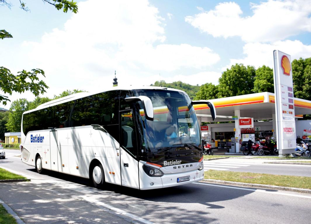 Setra 515 HD von Bstieler Reisen aus sterreich in Krems.