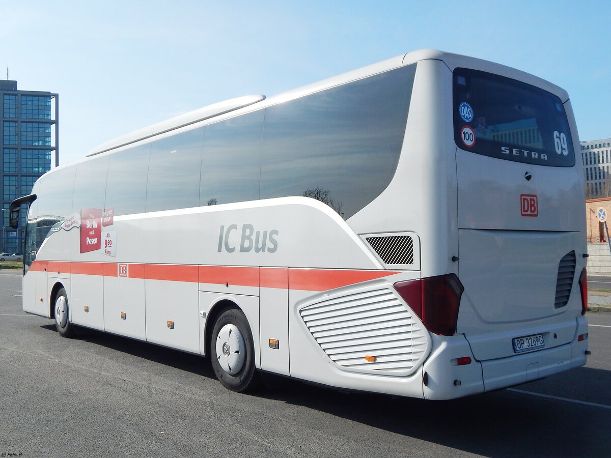 Setra 515 HD von DB IC/Sindbad aus Polen in Berlin.