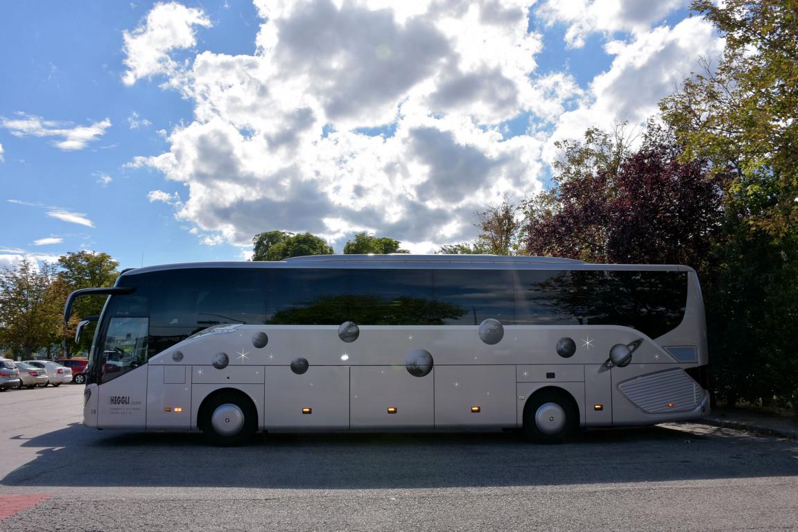 Setra 515 HD von Hegli Reisen aus der CH 06/2017 in Krems.