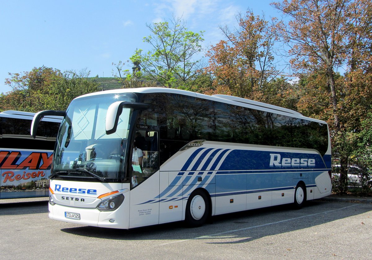 Setra 515 HD von Reese Reisen aus der BRD in Krems gesehen.