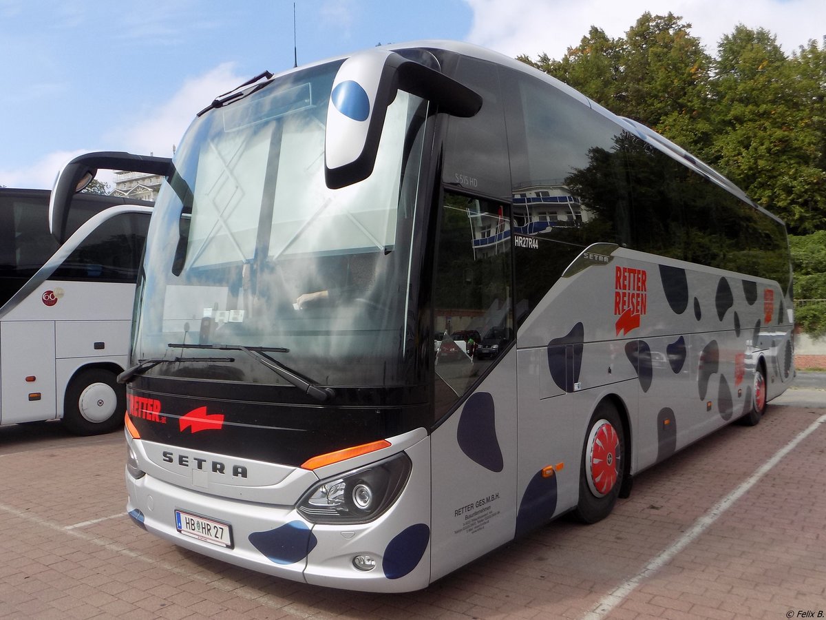 Setra 515 HD von Retter Reisen aus Österreich im Stadthafen Sassnitz.