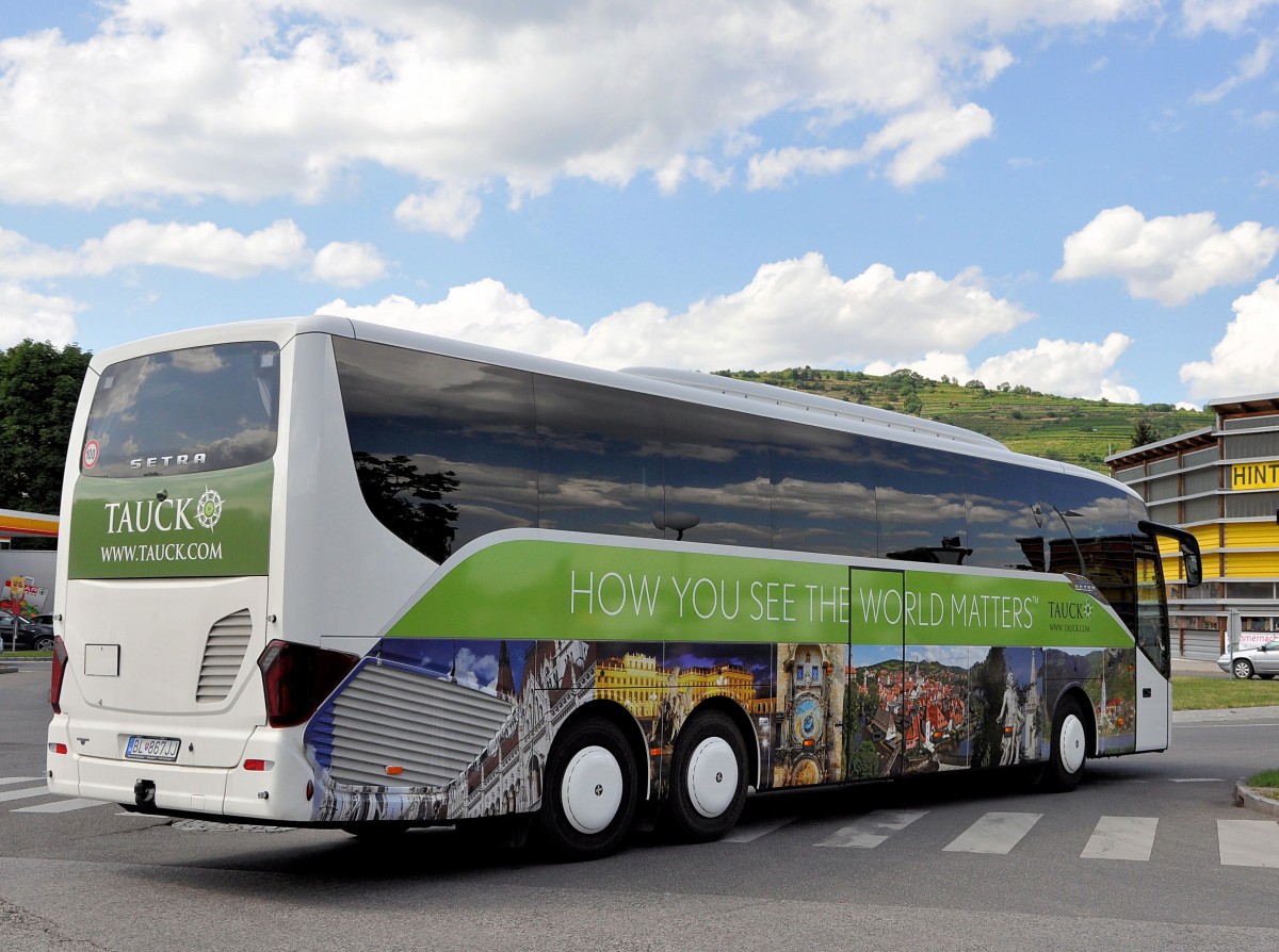 Setra 516 HD von Tauck (Blaguss) Reisen aus der SK in Krems gesehen.