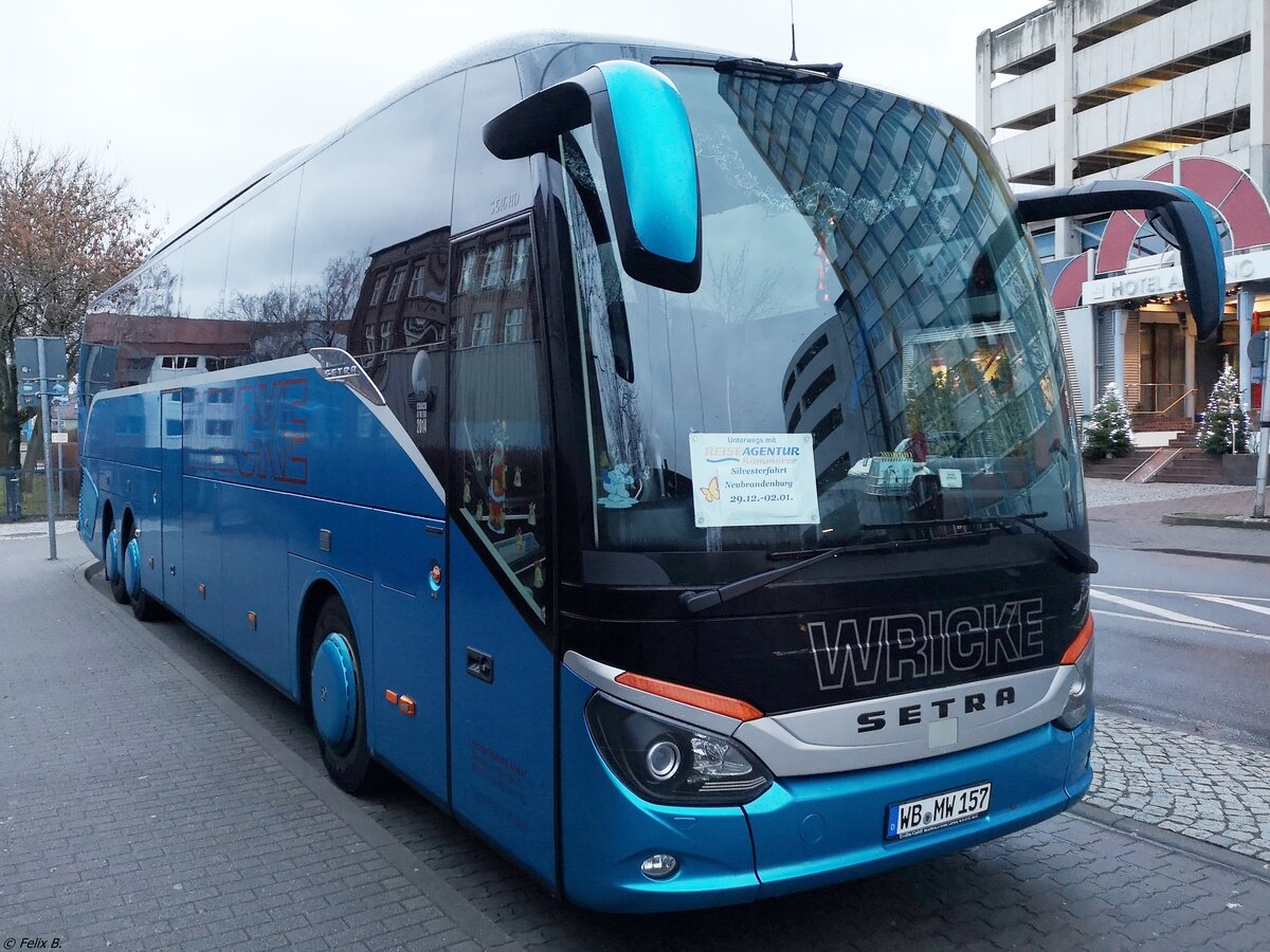 Setra 516 HD von Wricke Touristik aus Deutschland in Neubrandenburg.