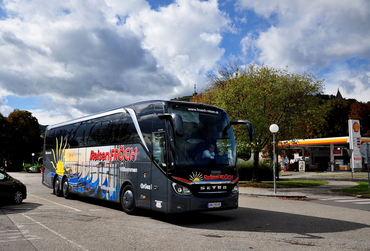 Setra 516 HDH von FRCH Reisen aus sterreich in Krems.