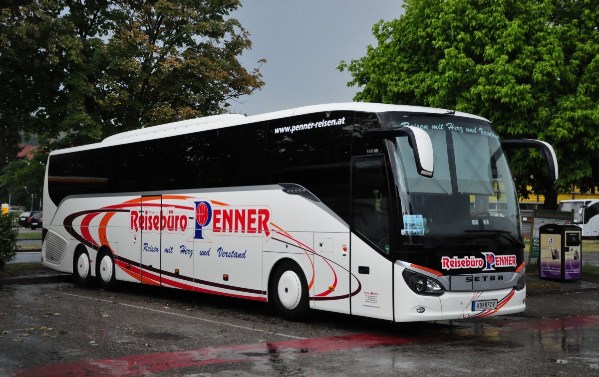 Setra 517 HD vom Reisebro Penner.at im Juni 2015 in Krems.