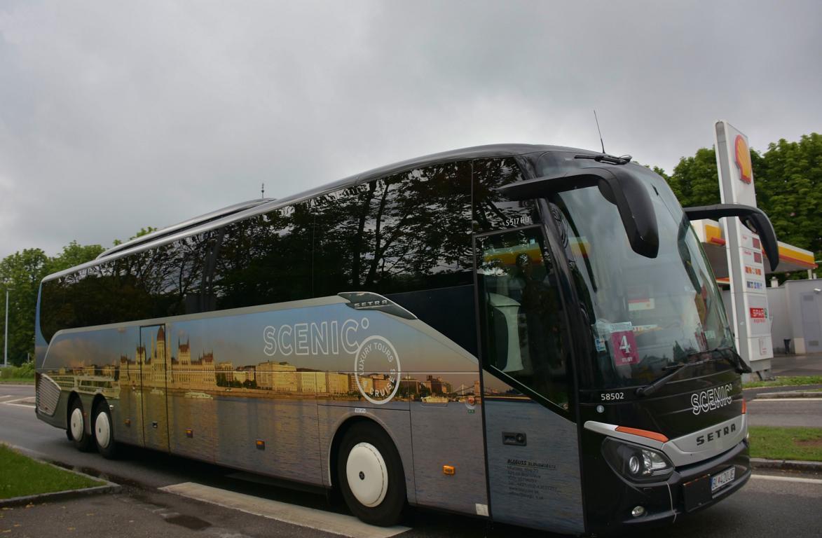 Setra 517 HD von Scenic-Blaguss Slowakia Reisen 2018 in Krems gesehen.